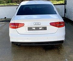 2013 AUDI A4 SLINE BLACK EDITION (DAMAGED) - Image 4/8