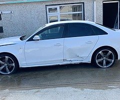 2013 AUDI A4 SLINE BLACK EDITION (DAMAGED) - Image 6/8