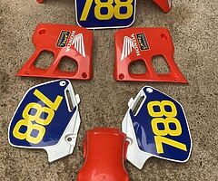 91 - 92 CR125r plastics