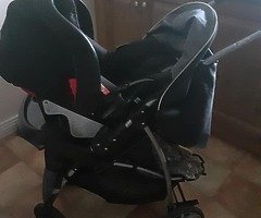 FREE Graco buggy and car seat with rain covers