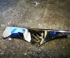 Suzuki chain guard
