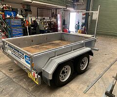 2017 Mcmahon services  Strong 8x5