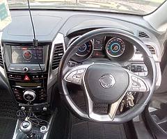 162 SsangYong Tivoli 1.6 Diesel TOP SPEC ( Warranty/Tax/Serviced)