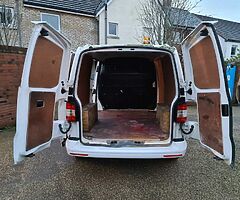 2014 Volkswagen Transporter - Image 3/10