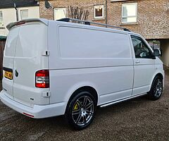 2014 Volkswagen Transporter - Image 5/10