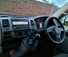 2014 Volkswagen Transporter - Image 6/10