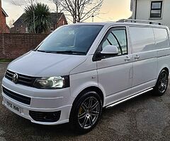2014 Volkswagen Transporter - Image 9/10