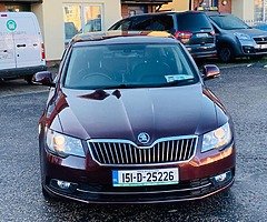 SKODA SUPERB AMBIENT 2.0 DIESEL AUTOMATIC DSG - Image 4/4
