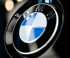 Anyone got a gear selector for a bmw 3 series e46 330d 6 speed 6 cylinder, has to be the short one