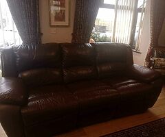 3 seater and 2 1 seaters all recline