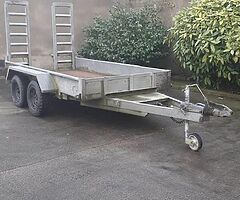 Plant trailer