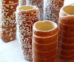 ALL OCCASIONS  HOMEMADE CHIMNEY CAKE