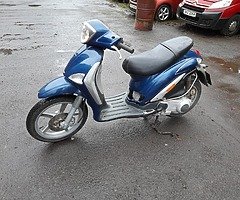2004 piaggio 125cc