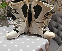 Alpinestars tech 7s