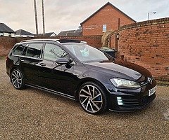 2015 VOLKSWAGEN GOLF GTD ESTATE AUTO DSG 2.0 TDI 184BHP + PAN ROOF + HEATED LEATHER + PRO SAT NAV +