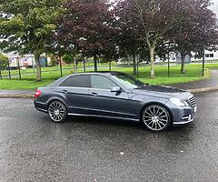 Mercedes E 220 amg sport