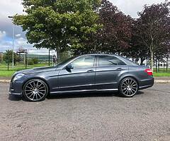 Mercedes E 220 amg sport