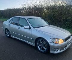 ❄️2002 LEXUS IS300 (SPORT)❄️ - Image 4/10