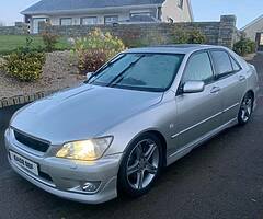 ❄️2002 LEXUS IS300 (SPORT)❄️ - Image 5/10