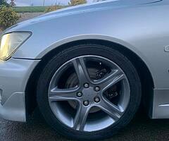 ❄️2002 LEXUS IS300 (SPORT)❄️ - Image 9/10