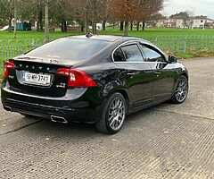 Volvo 2.4 diesel . Manual