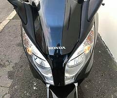 2010 honda fes125s-wing