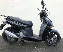 2010 honda fes125s-wing