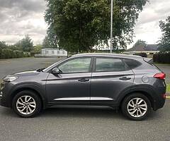 161 Hyundai Tucson 2.0 Diesel 4WD, Executive - Image 4/10