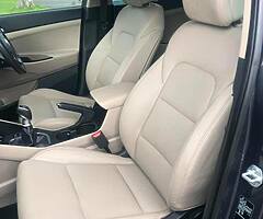161 Hyundai Tucson 2.0 Diesel 4WD, Executive - Image 8/10