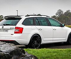 Skoda Octavia VRS TDI DSG WAGON - Image 6/9