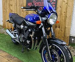 Yamaha XJR 1300