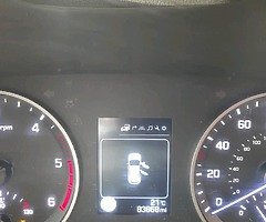 Hyundai Tucson (2016 blue) - Image 4/6
