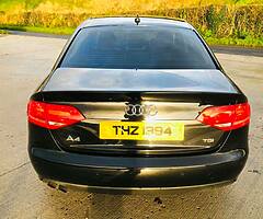 2011 AUDI A4 TECHNIK 2.0 TDI - Image 4/8