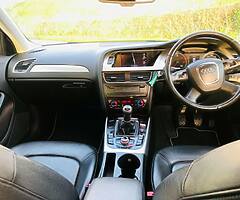 2011 AUDI A4 TECHNIK 2.0 TDI - Image 6/8