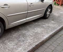 Car - Image 4/5