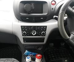 car NISSAN TINO 1.8 - Image 9/9