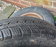 Second hand tyres