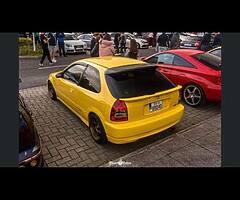 Any ek4 ek9 eg civics forsale cash here ready to leave