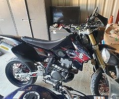 Suzuki drz400