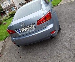 Is250