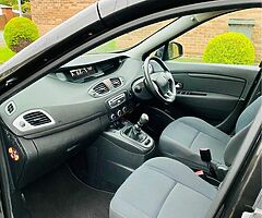 2010 Renault Grand Scenic