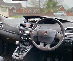 2010 Renault Grand Scenic