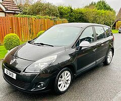 2010 Renault Grand Scenic - Image 6/8