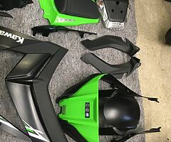Kawasaki ZX10r gen 4 (11-15) parts