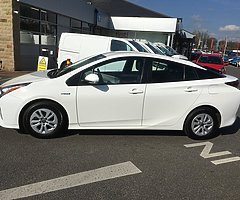 2017 TOYOTA PRIUS BUSINESS EDITION UK CAR - Image 6/10