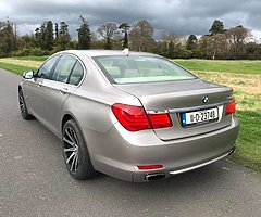 11 BMW 740D , 306BHP, Automatic - Image 4/10