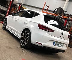 141 Seat Leon 1.6tdi CR SE TECH PACK