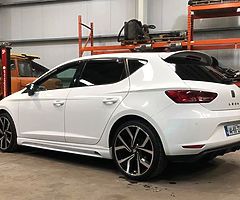 141 Seat Leon 1.6tdi CR SE TECH PACK