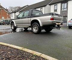 2006 Mitsubishi L200