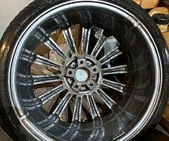 Mercedes 19” Amg Twists - Image 4/4